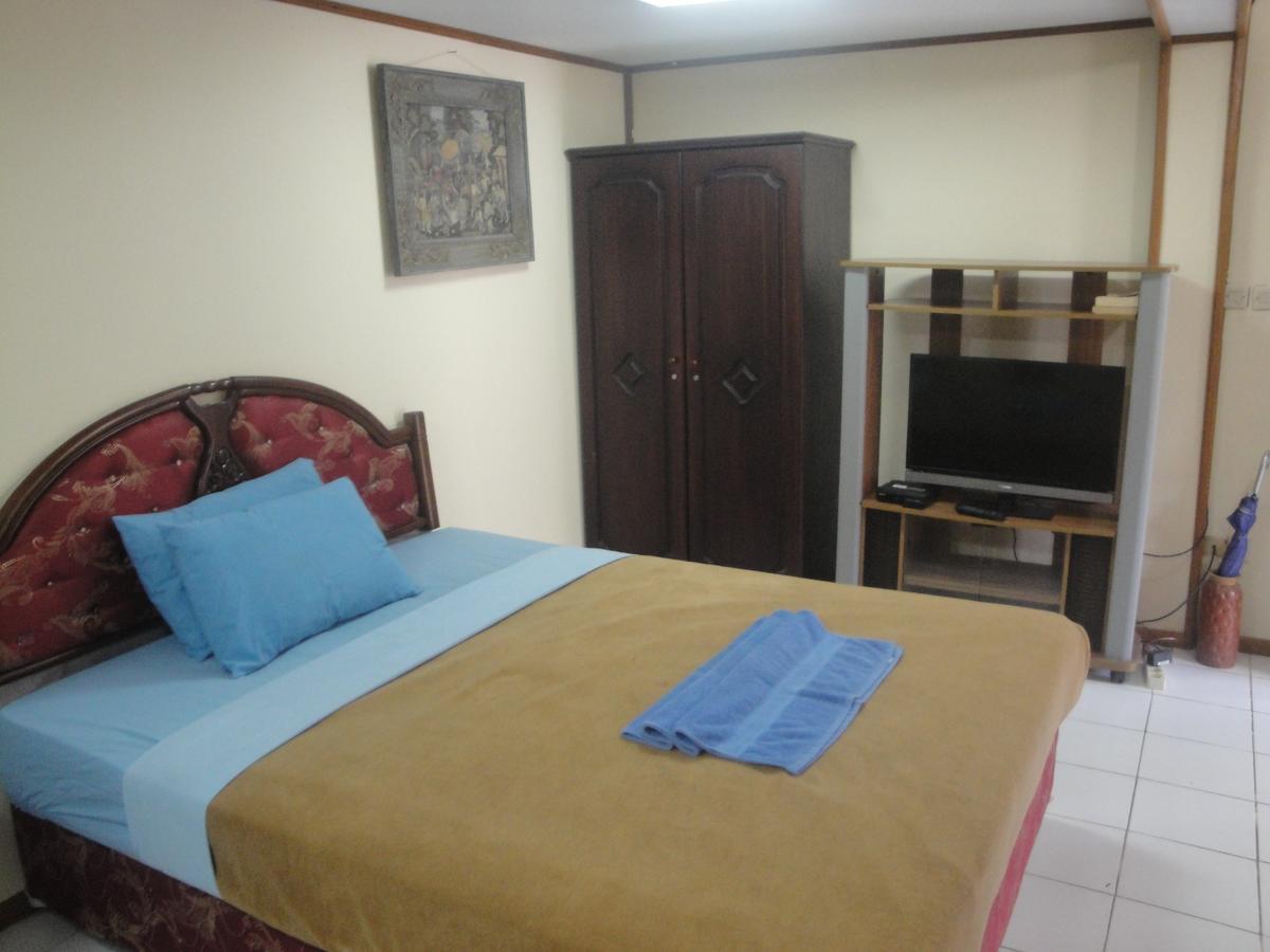 Yoyo'S Hotel Sekongkang Екстер'єр фото