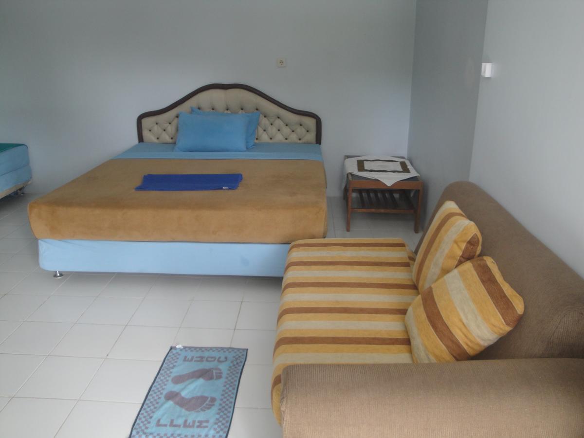 Yoyo'S Hotel Sekongkang Екстер'єр фото
